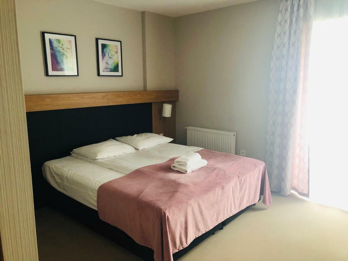 Bed and Breakfast Bulwary Biznes Мелец Экстерьер фото